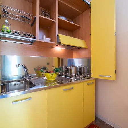Appartamento Yellow, Orange And Blue Desenzano